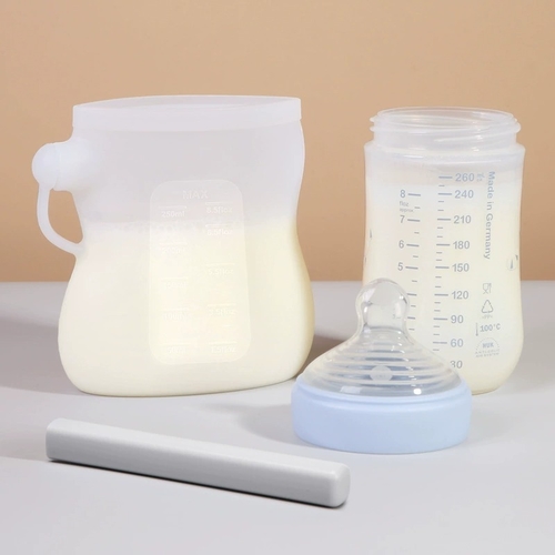 Últimas notícias da empresa sobre Bolsas de leite de silicone de alta qualidade ️ Reutilizáveis, não tóxicos e seguros para bebês para armazenar leite materno em casa, viagens e mamães