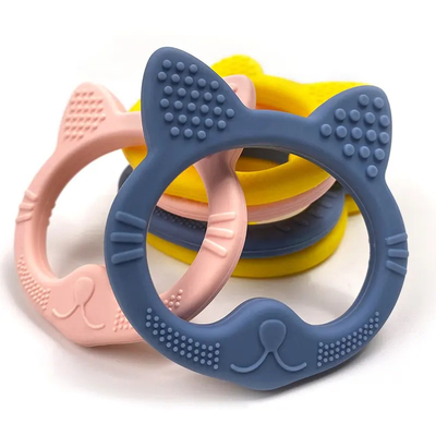 Bom preço. A mastigação reusável prática do silicone brinca o peso leve Nontoxic impermeável on-line