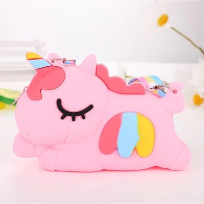 Bom preço. Saco de presente de aniversário brinquedo estudantes crianças presente Kawaii Crossbody Saco Carinhosos Bolso de ombro Cartoon Animal Bolso de maquiagem de silicone on-line