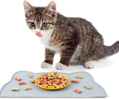 Bom preço. Mochila de alimentação para animais de estimação de silicone para piso impermeável antiderrapante Mochila de alimentação para animais de estimação de bordo elevado Mochila de taça para gatos de viagem fácil de colocar on-line