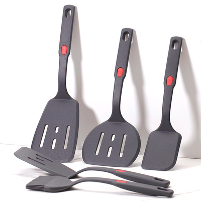 Bom preço. 5pcs novo silicone utensílios de cozinha conjunto de silicone de cozinha espátula utensílios de cozinha conjunto de primeira casa essenciais Kitchen Gadget Set on-line