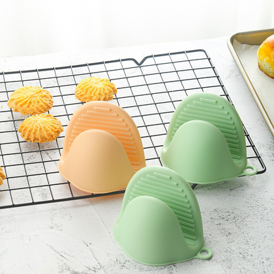 Bom preço. Calças de forno de silicone resistentes ao calor Calças de forno de borracha Luva de forno de silicone Grelhas de pinça de cozinha Calças de forno on-line
