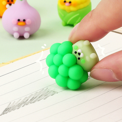 Bom preço. Animais do mar frutas carinhosos desenhos animados lápis borradores para crianças sala de aula prêmios festa estacionário on-line
