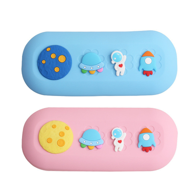 Bom preço. Bolsa de lápis de silicone grande fofinha bolsa de lápis para meninos meninas presentes de Natal materiais escolares crianças porta-lápis presente on-line