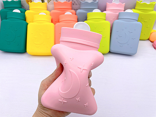 Bom preço. Saco de garrafa de água quente para alívio da dor sem sabor clássico aceito opção personalizada on-line